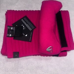 Moose Knuckles Fuchsia Knit Scarf and earmuff headband with Black Accents